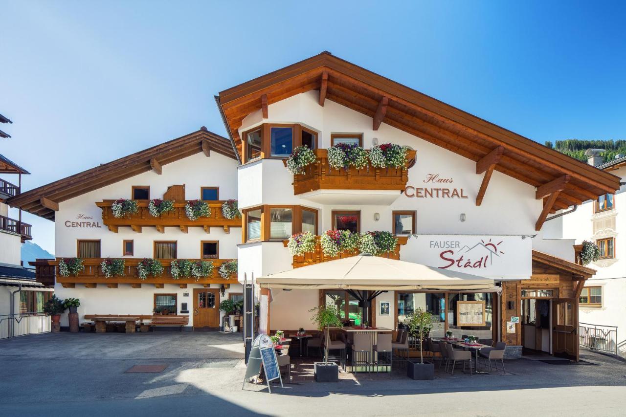 Haus Central Serfaus Buitenkant foto
